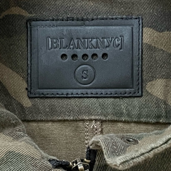 Jacket - Picture 4 of 10